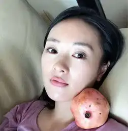 童谣现场婚礼曝光,与大17岁男友相恋7年,曾被杨烁谈私生活混乱
