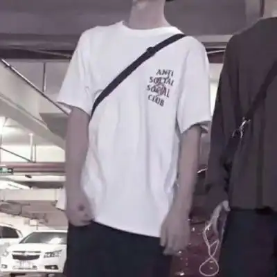 男生闺蜜头像一左一右两人帅气兄弟头像一对两张
