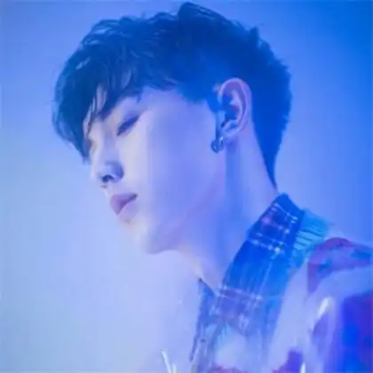 qq非主流头像男生清新帅气非常的好看的
