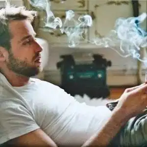 一首杨花词,送给想戒烟的你
