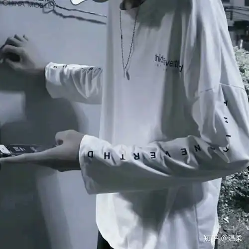 求满满少年感男头像
