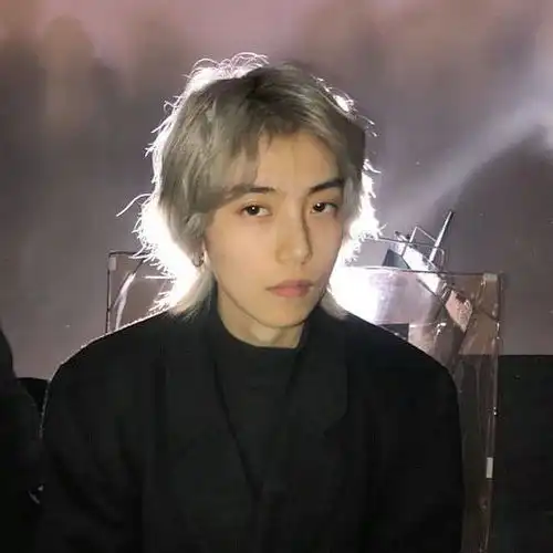 暗恋男生对你心动时,才会给出3信号,快抓住机会表白吧
