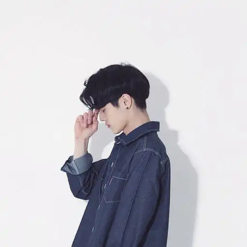 让女生一眼就心动的男头像
