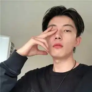 俊朗成熟的主播艺名男生心思体贴细腻
