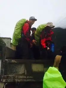 女大学生穷游57天诉搭车经历你情我愿占谁便宜
