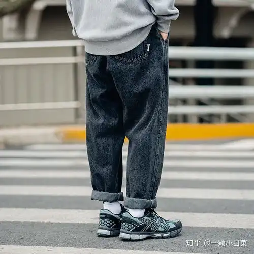 求推荐好看男牛仔裤的淘宝店
