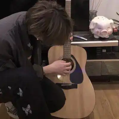 头像表达不开心的小句子
