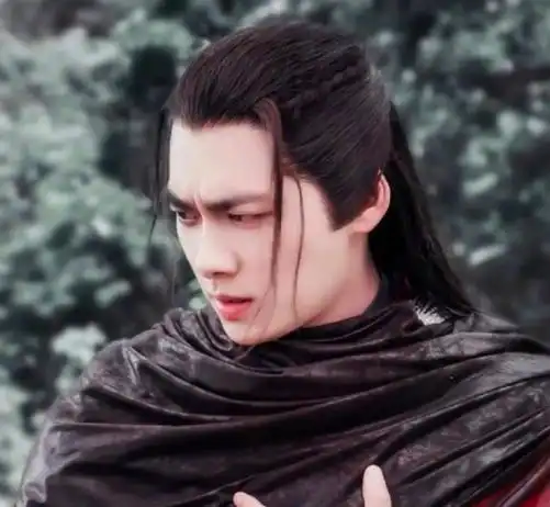 出尘艳艳的男星古装造型李易峰能打,罗云熙仙气,他一战成名
