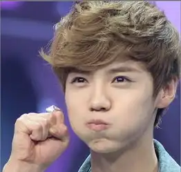 谁有鹿晗特别帅的或者萌的大图图片要做手机壁纸的320x640的
