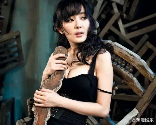 杨幂超会撩,是男人都无法拒绝演技没了,靠黑料却大火了
