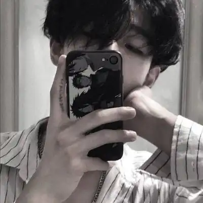 伤感帅哥低头头像
