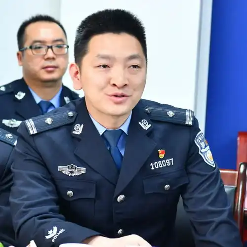 北碚区公安分局组织召开外地籍民警及外派民警家属新春座谈会
