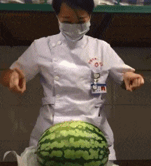 女孩的野餐vs男生的野餐,差距未免太大了吧哈哈哈
