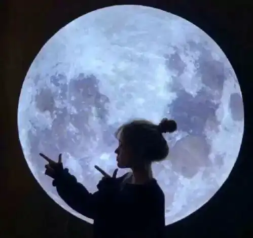 头像我宁愿失恋一百次也不愿意失去你一次
