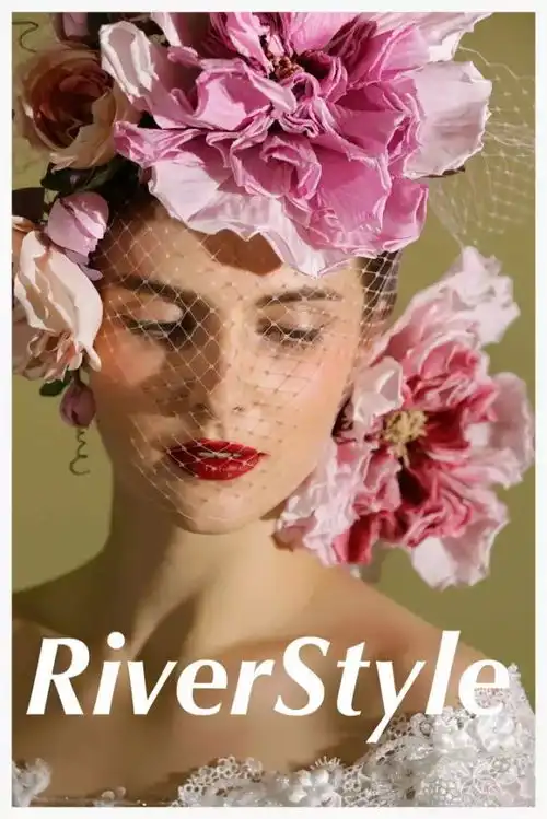 时尚复古风油画质感新娘造型优雅气质俱佳
