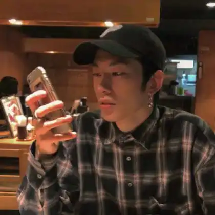 抖音超帅头像,全部是男生比较帅气的图片
