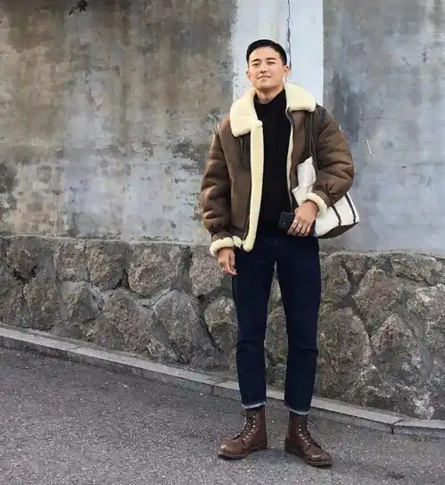 适合30岁以上男生的穿衣风格
