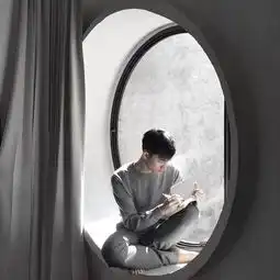 求情侣头像,两张的,最好男的女的都在头像里
