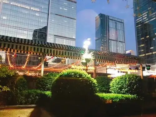 打call世界杯美女老板包下成都高空露台,请你喝酒吃虾

