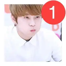 男生带1强迫症微信头像
