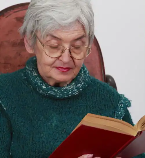 65岁阿姨半夜搬离老伴家老人再婚并没有想象中那么好,别傻了
