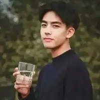 高清真人图片头像男生超高清真人男生头像
