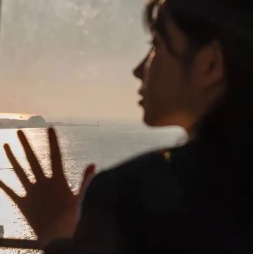 等她熬成大龄剩女,结婚就能免彩礼女人却打破婆婆的如意算盘
