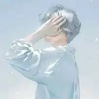 qq男生头像戴帽子戴帽子侧脸动漫男生qq头像
