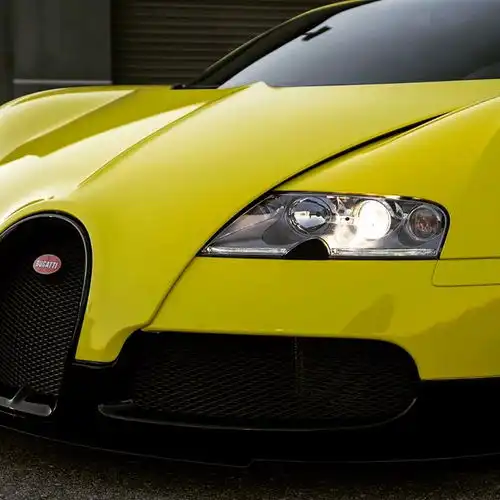 bugatti这大尾翼打开的时候,有什么想法
