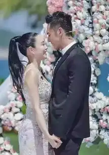 10年微整,单身妈妈逆袭成白富美,追求者不断全是富二代小鲜肉
