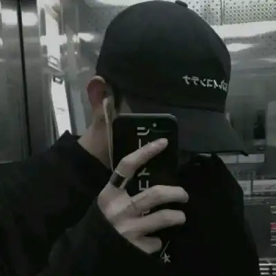 林鹤居颓废夜晚暗黑男神男生头像
