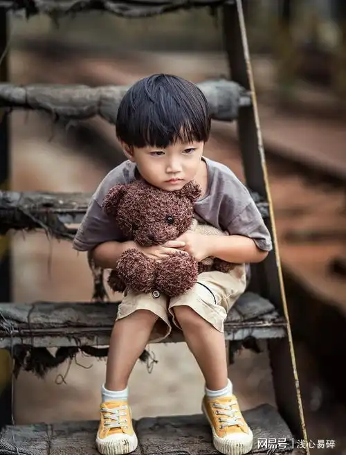 今夜,在寂静的月色里想你
