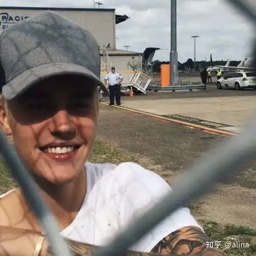 有没有哪些适合做微信头像的欧美男明星头像
