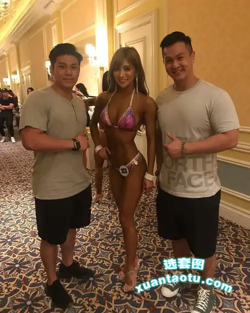 眼镜男人图片头像生活照,男人帅气图片大全生活照
