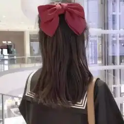 不露脸背影男女头你生性孤独,才热爱辜负