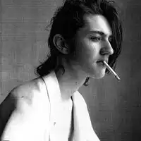 个性男生黑白头像怪我没有看破,才如此难过
