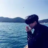 揭秘12星座男向你表白的方式
