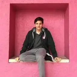 13岁勇敢创业,历时5年发明拯救全球女性的神器
