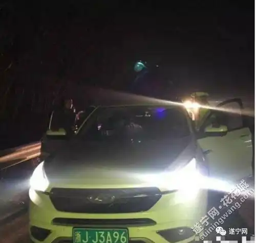 男子驾车40余小时未休息陷入昏迷,遂宁高速交警火速救援
