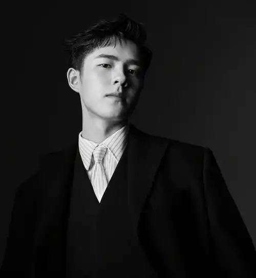 刘昊然考编成功,明星都开始考编了,你还有什么资格不努力
