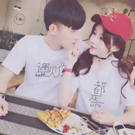 幸福甜蜜情侣头像图片,爱情是美好的东西