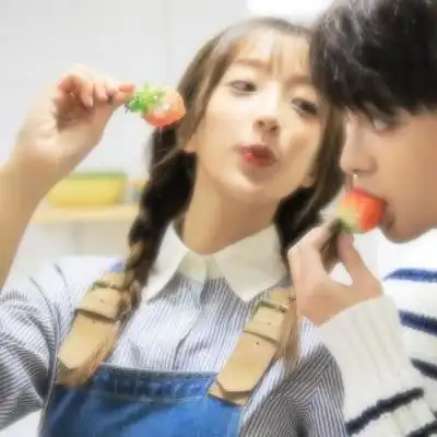 这是你们喜欢的情侣头像吗
