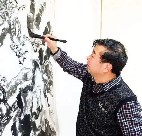 孙培增国画人物注重造型,笔墨融通,极富生活气息和美好意蕴
