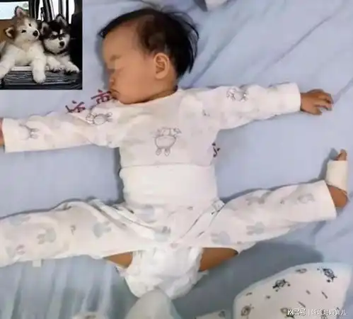 宝宝睡姿暗藏玄机,三种睡姿优劣势分析,看看你家娃是哪种
