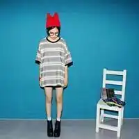 男生头像戴帽子反戴黑白手绘微信头像图片大全
