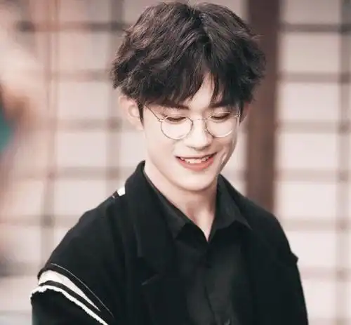 tfboys登顶韩国热搜,名气高过本土爱豆的他们,真的已经火出圈了

