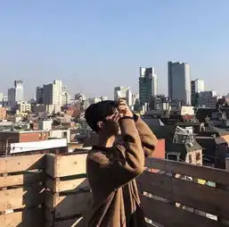 女孩子在uki上被很多人追是一种怎样的体验羡慕哭了
