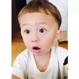 这小男孩叫什么名字想要他的头像
