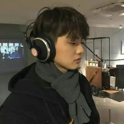 头像帅酷男生真人图片