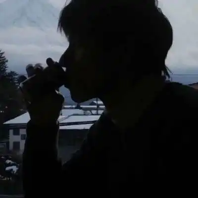 ins原宿风男生头像
